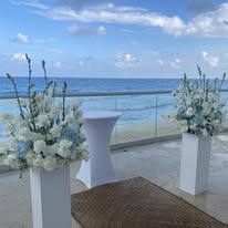 Ceremonia en terraza frente al mar